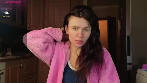 Nicky Weekends online show from 3, 5, 2026