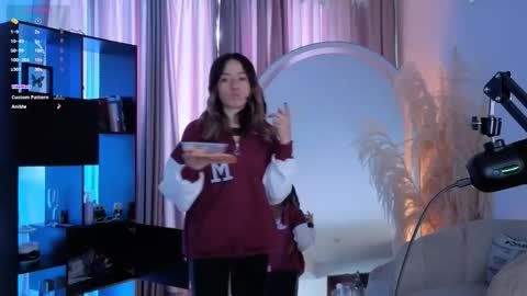 Nicky online show from 12, 9, 2025