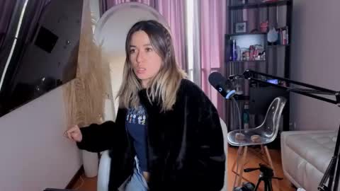 Nicky online show from 5, 2, 2026