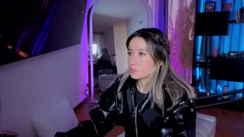 Nicky online show from 15, 7, 2026