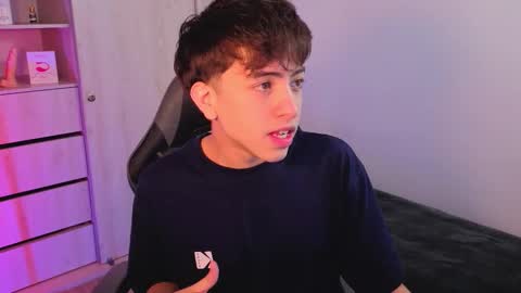 Nicolas online show from 22, 9, 2025