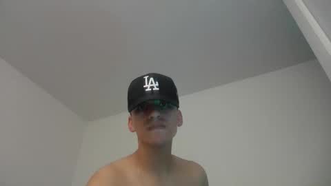 Snapshot of nicolas3978 chatting on 18, 11, 2025 Mateo online show from 18, 11, 2025