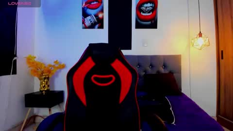 nicolas_james_sc online show from 28, 10, 2025