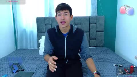 nicolastorres__ online show from 3, 2, 2026