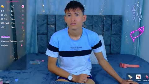 nicolastorres__ online show from 11, 4, 2026
