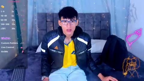 nicolastorres__ online show from 24, 6, 2026