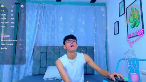 nicolastorres__ online show from 14, 7, 2026