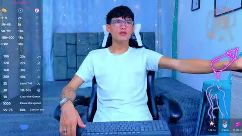 nicolastorres__ online show from 30, 7, 2026