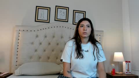 Nicole  Adam online show from 28, 2, 2025