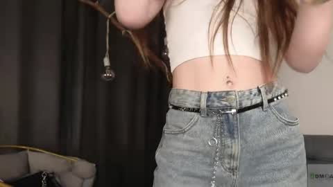 Nicole online show from 10, 5, 2026