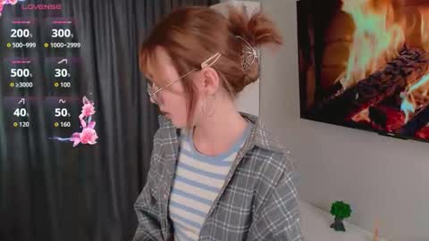 Snapshot of nicole_carters chatting on 17, 10, 2025 Nicole online show from 17, 10, 2025