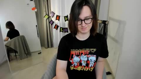Nicole online show from 22, 10, 2025