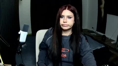 Snapshot of nicole_pretty_ chatting on 17, 3, 2026 Nicole online show from 17, 3, 2026