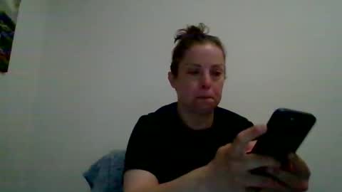 Nicole online show from 27, 4, 2026