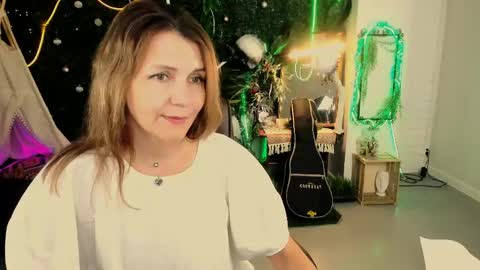 nicolehits online show from 6, 5, 2026
