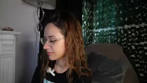 nicoleirisxxx online show from 6, 8, 2026