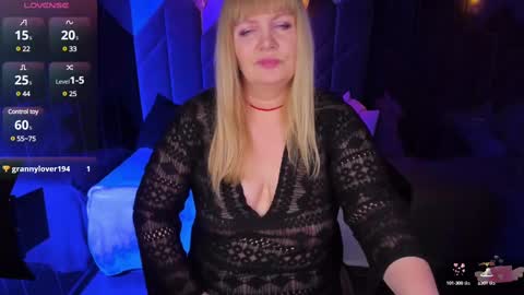Nicole online show from 6, 3, 2025