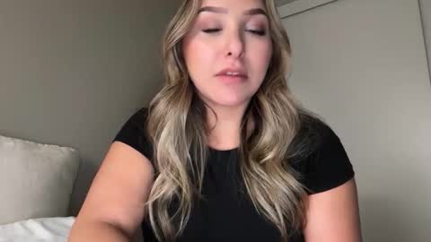 nicolelovesyou444 online show from 8, 5, 2026
