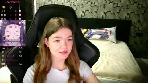 NicoleMeew online show from 28, 1, 2025