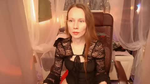 Nicole online show from 17, 4, 2026