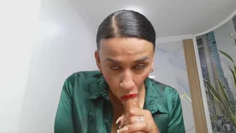 NICOL-JARAMILLO online show from 28, 4, 2026