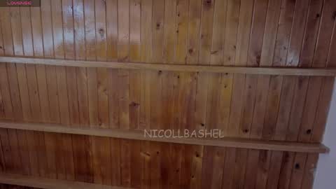 Nicoll  Independent model online show from 1, 5, 2026