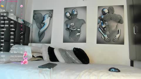 Snapshot of nicolle_hanks1 chatting on 14, 12, 2024 nicolle_hanks1 online show from 14, 12, 2024