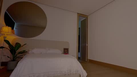  NEW instagram nicollemitchelle online show from 19, 3, 2026