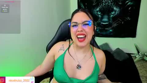 Snapshot of nicolle_ruizz chatting on 30, 6, 2026 Nicoll online show from 30, 6, 2026