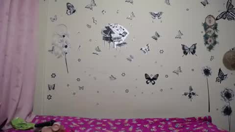 nicolle_sky online show from 26, 6, 2026