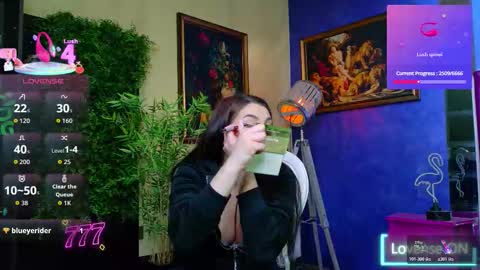 Nicolle online show from 6, 3, 2026