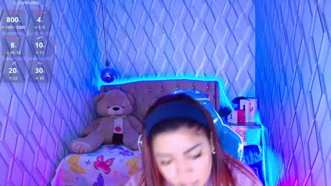 Nicolle Miley online show from 1, 11, 2025