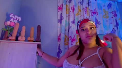Snapshot of nicolletaylorq chatting on 13, 7, 2026 Nicolle Miley online show from 13, 7, 2026