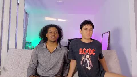 Snapshot of nicoymark1 chatting on 4, 8, 2026 Nico y Mark online show from 4, 8, 2026