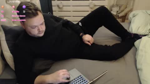 Snapshot of nielsgellen chatting on 7, 1, 2026 nielsgellen online show from 7, 1, 2026