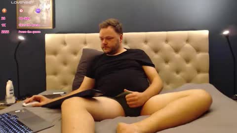 Snapshot of nielsgellen chatting on 17, 3, 2026 nielsgellen online show from 17, 3, 2026