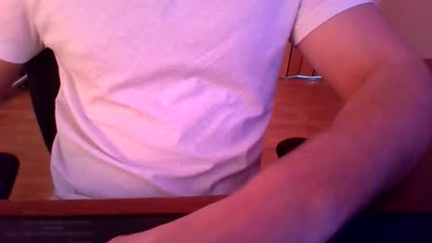 Snapshot of nigelldoeverything chatting on 2, 11, 2025 nigelldoeverything online show from 2, 11, 2025