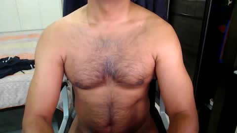 Snapshot of night_rider09711 chatting on 2, 1, 2025 night_rider09711 online show from 2, 1, 2025