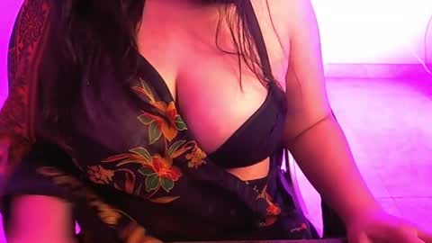 nightqueen107446 online show from 19, 2, 2025