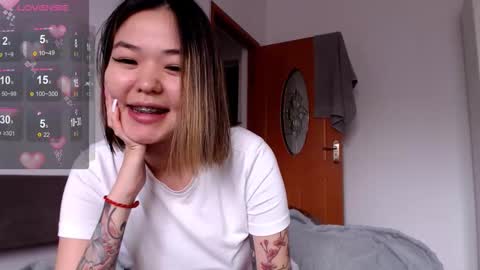 Niia online show from 16, 9, 2025