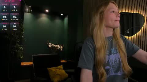 LIana online show from 30, 6, 2026