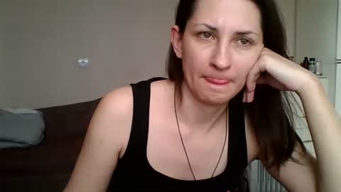 nika_smily online show from 3, 5, 2026