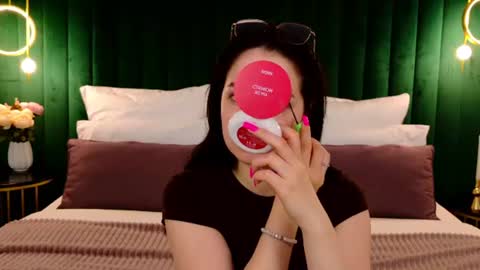 Snapshot of nikaflowers chatting on 30, 6, 2026 Nika online show from 30, 6, 2026
