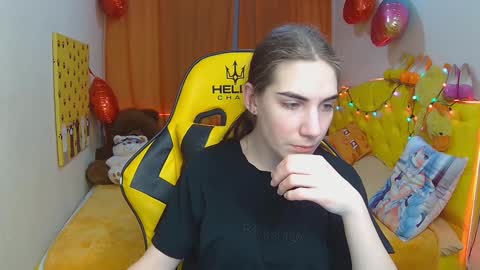 nikastarkk online show from 10, 3, 2025