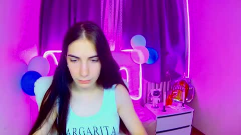 nikastarkk online show from 3, 10, 2025