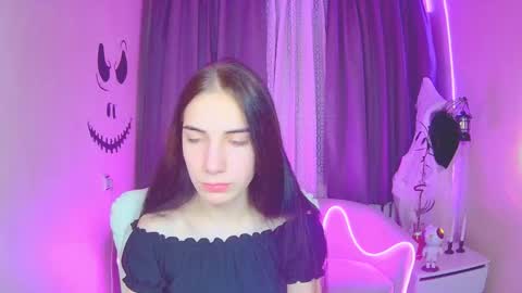 nikastarkk online show from 31, 10, 2025