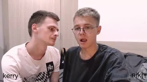 Snapshot of nikikerry_cum_ chatting on 11, 10, 2025 nikikerry_cum_ online show from 11, 10, 2025