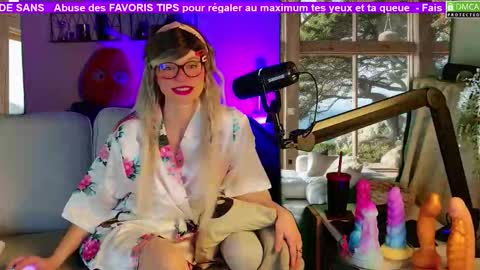 Kitty Chatte online show from 9, 11, 2025