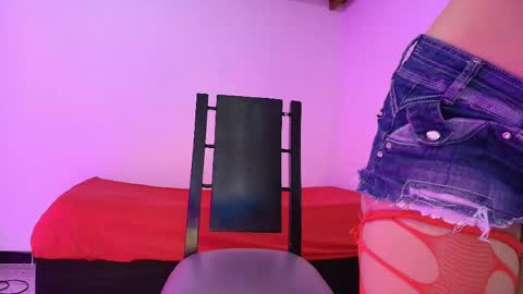 nikki_uwu online show from 4, 5, 2026