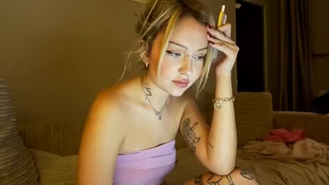 nicolette online show from 24, 12, 2024